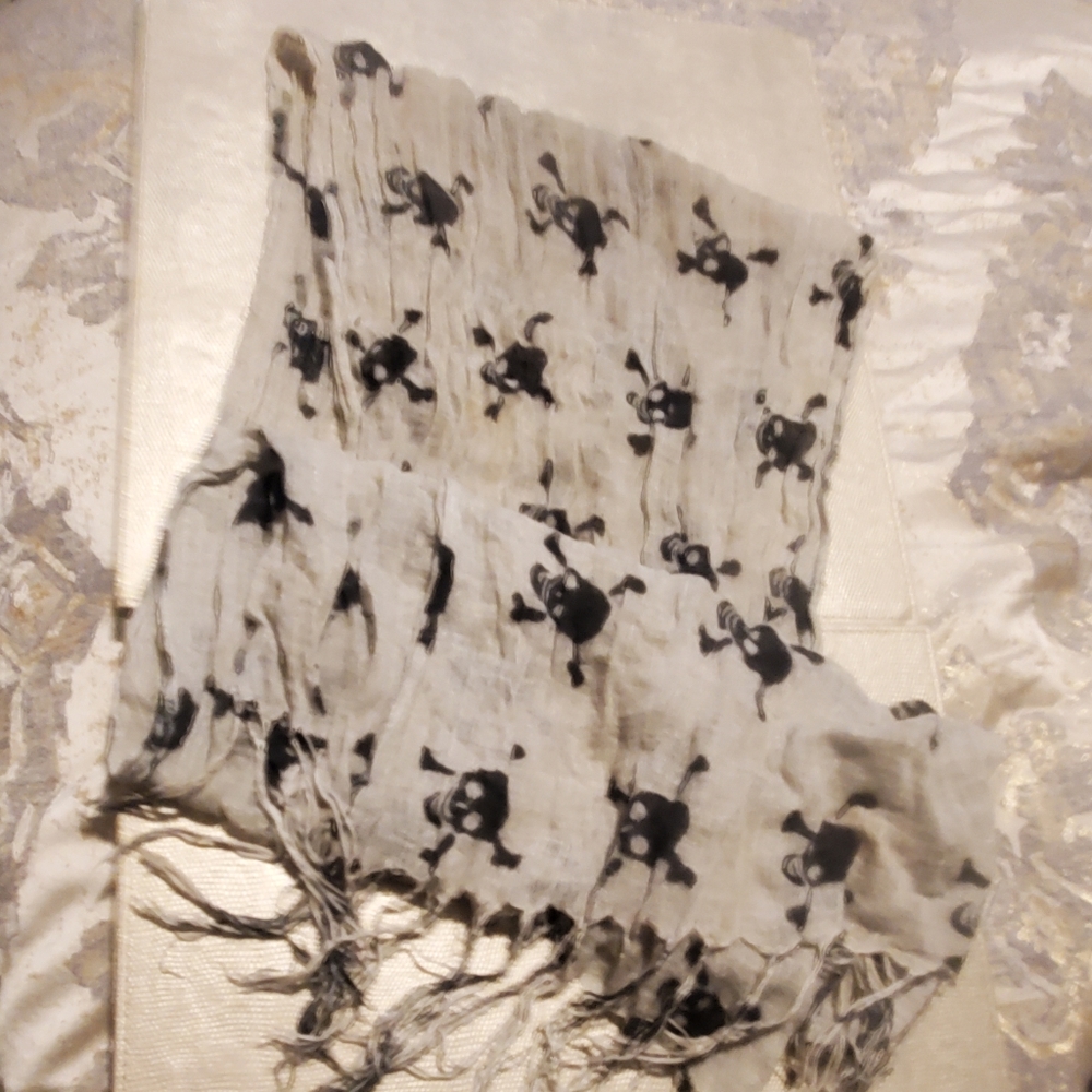 Cotton Skull X Bones Scarf
